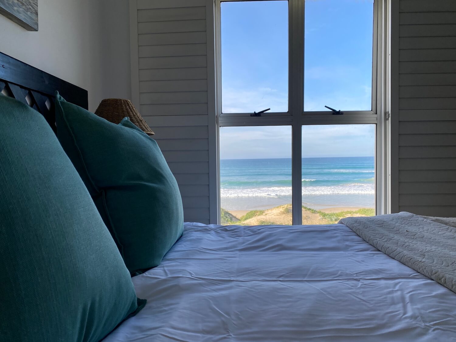 Main bedroom with sea view
